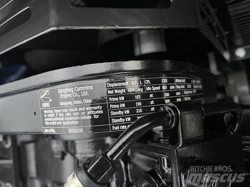 Cummins 220 kVA Dízel áramfejlesztők
