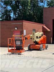 JLG E 400 AJPN Karos emelők