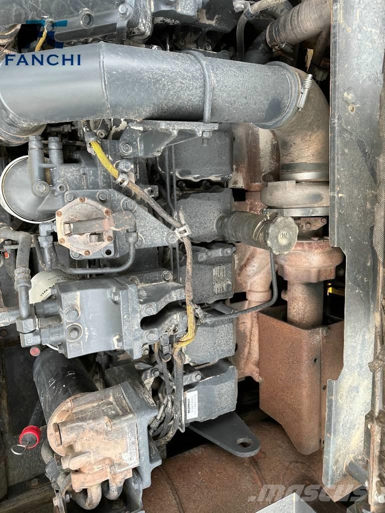 Komatsu PC 450 LC Lánctalpas kotrók