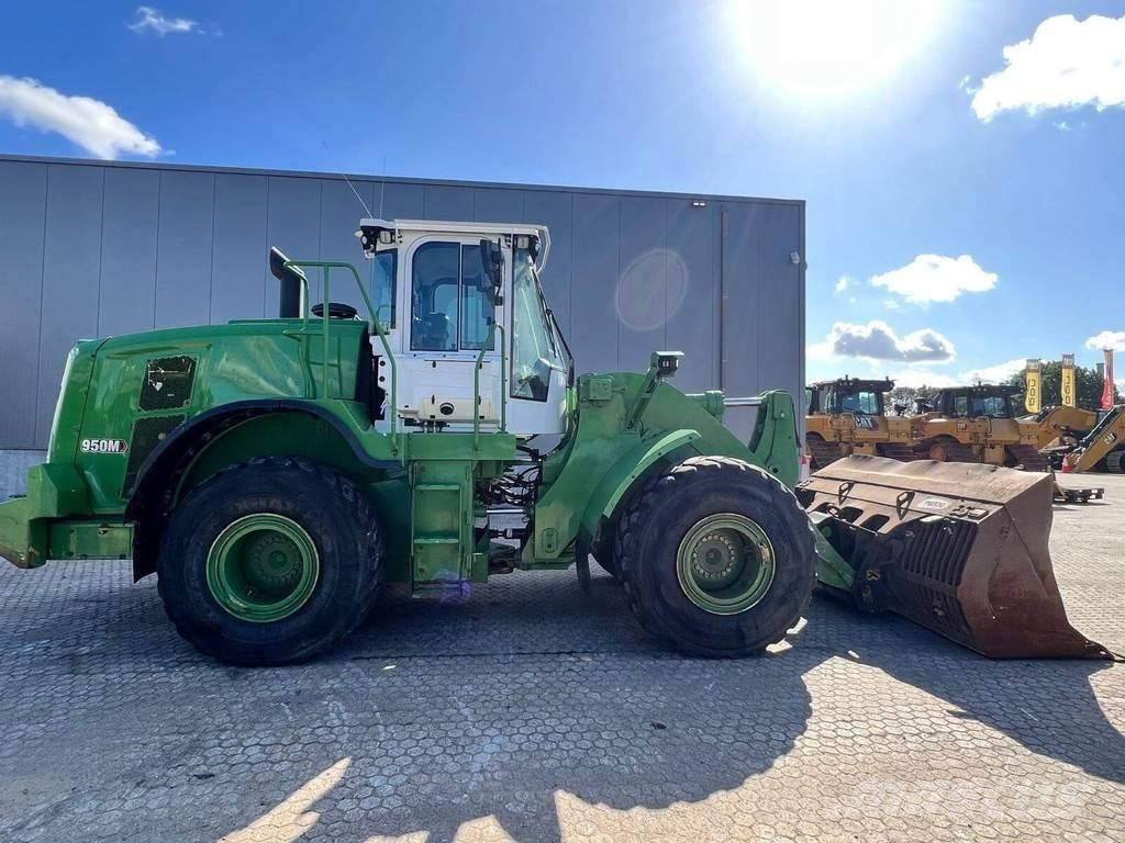 CAT 950M Gumikerekes homlokrakodók