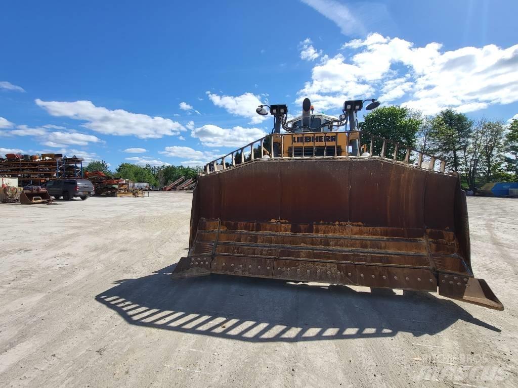Liebherr 764 lánctalpas dózerek