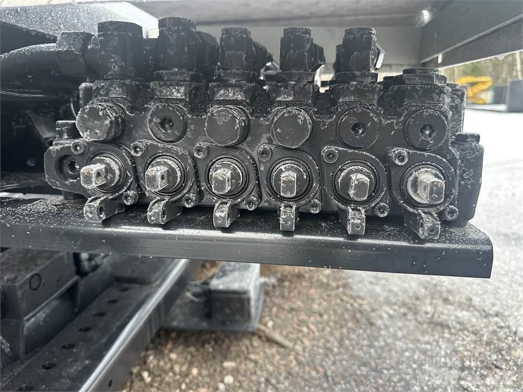 AJK HL30-6430 Emelőhorgos rakodó