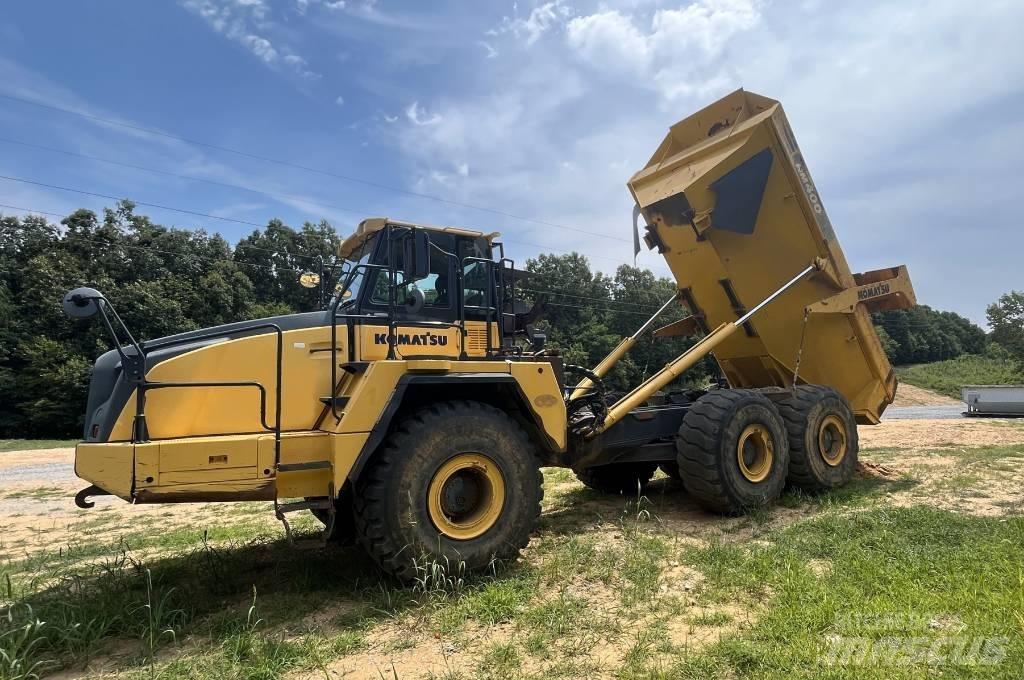 Komatsu HM 400 Csuklósdömperek