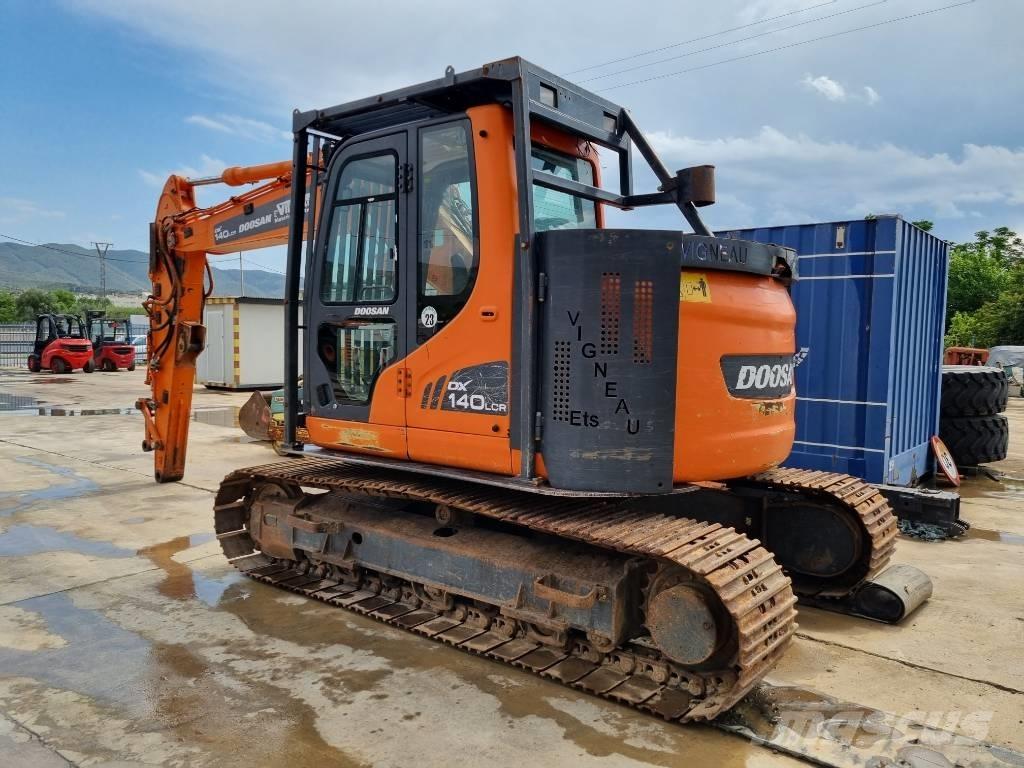 Doosan DX 140 LCR Erdészeti Kotrók