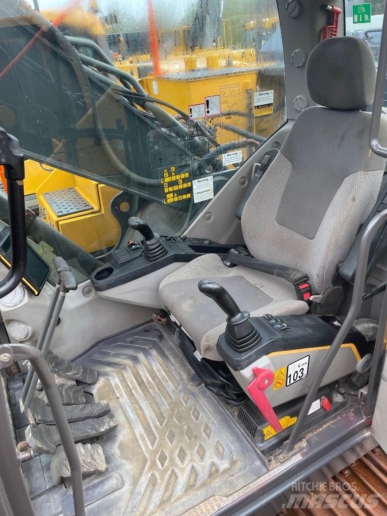 Volvo EC250EL Lánctalpas kotrók