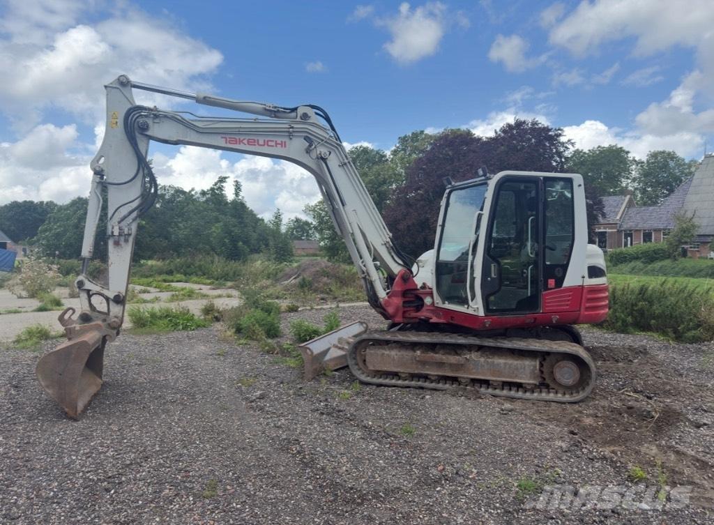 Takeuchi TB 285 Közepes (midi) kotrók 7 t - 12 t