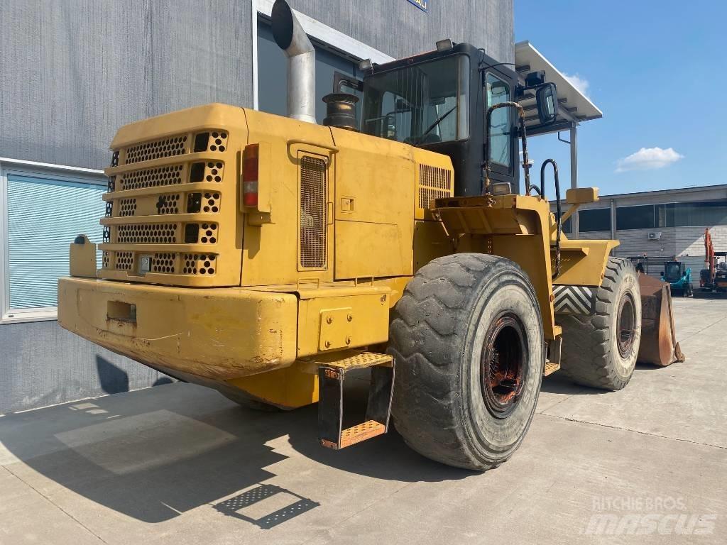 Daewoo MG300-V Gumikerekes homlokrakodók