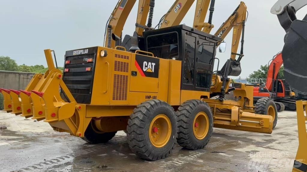 CAT 140K Gréderek