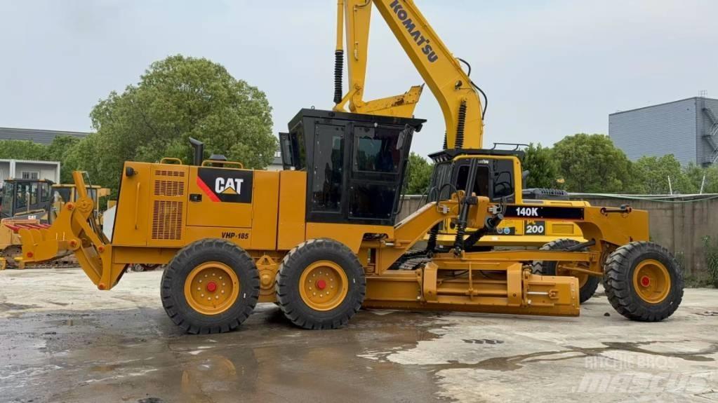 CAT 140K Gréderek
