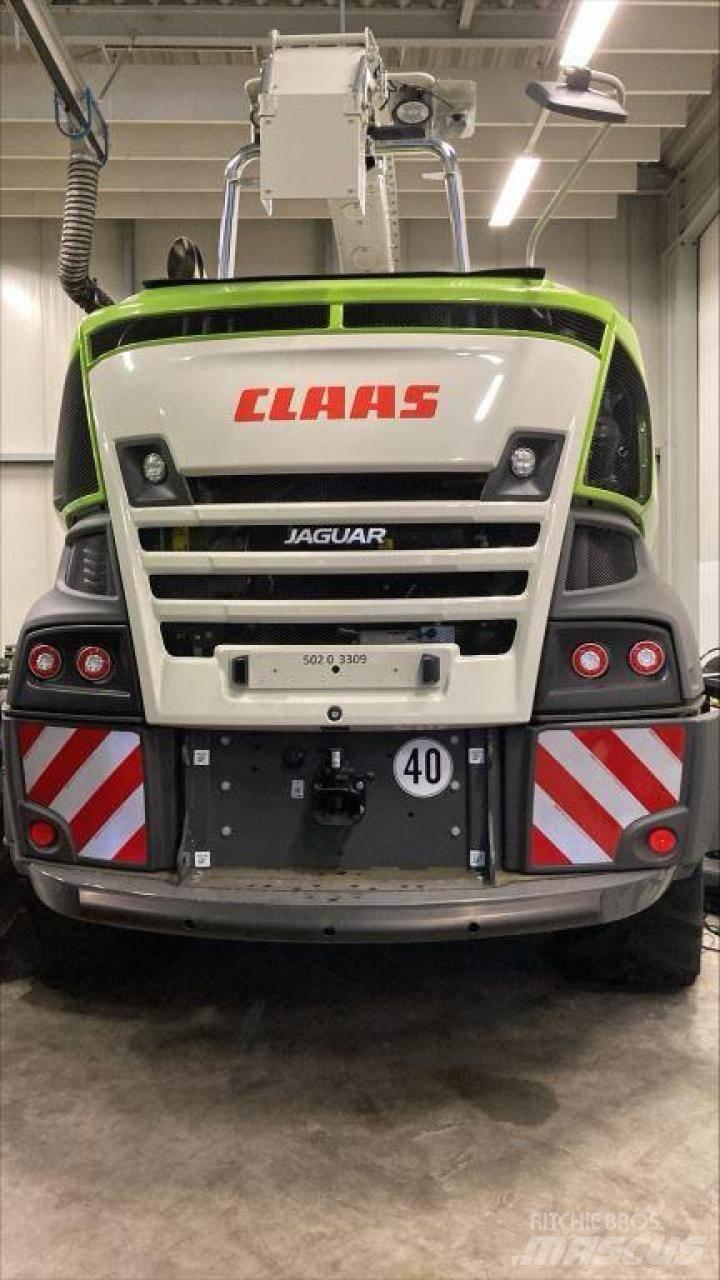 CLAAS Jaguar 990 Önjáró szecskázók