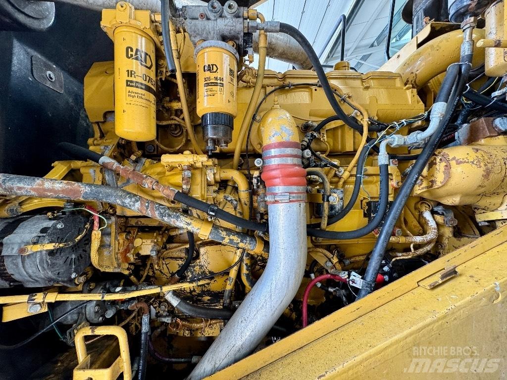 CAT 980 G II Gumikerekes homlokrakodók