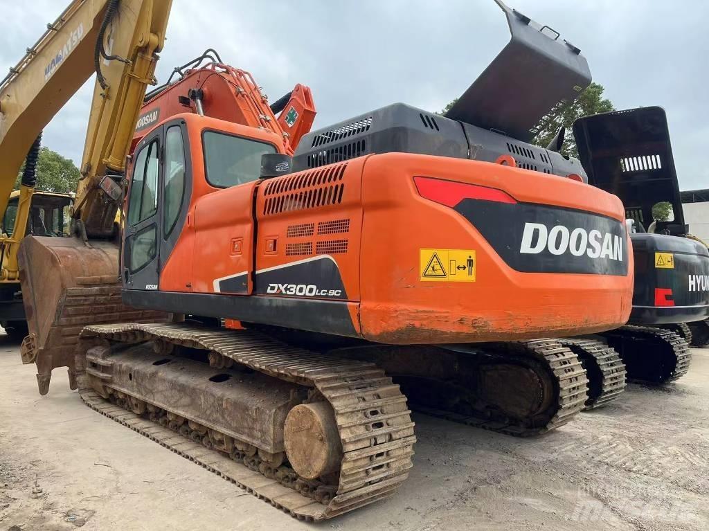 Doosan DX300LC-9C Lánctalpas kotrók
