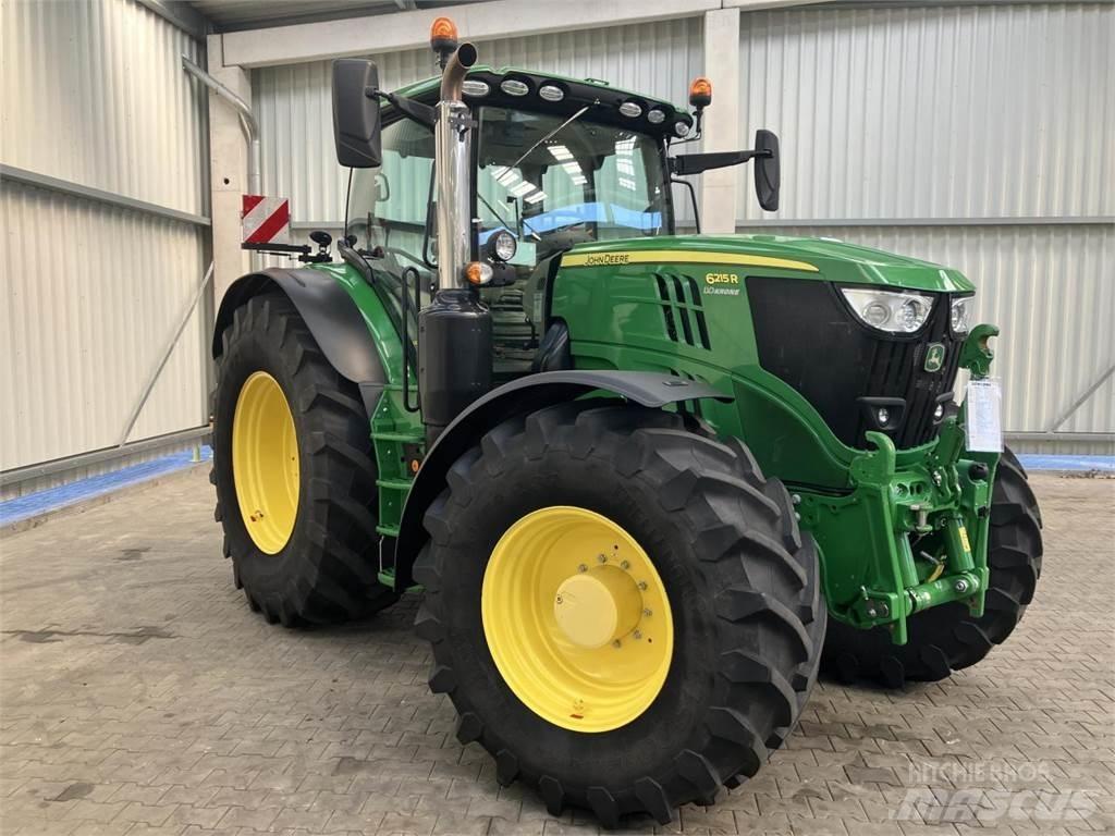 John Deere 6215R Traktorok