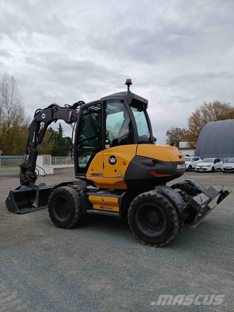 Mecalac 9 MWR Gumikerekes kotrók