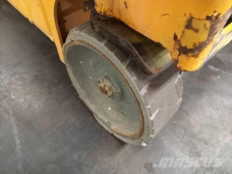 Haulotte Compact 12 Ollós emelők