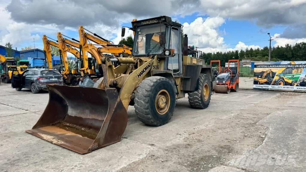 Hanomag 50 E Gumikerekes homlokrakodók