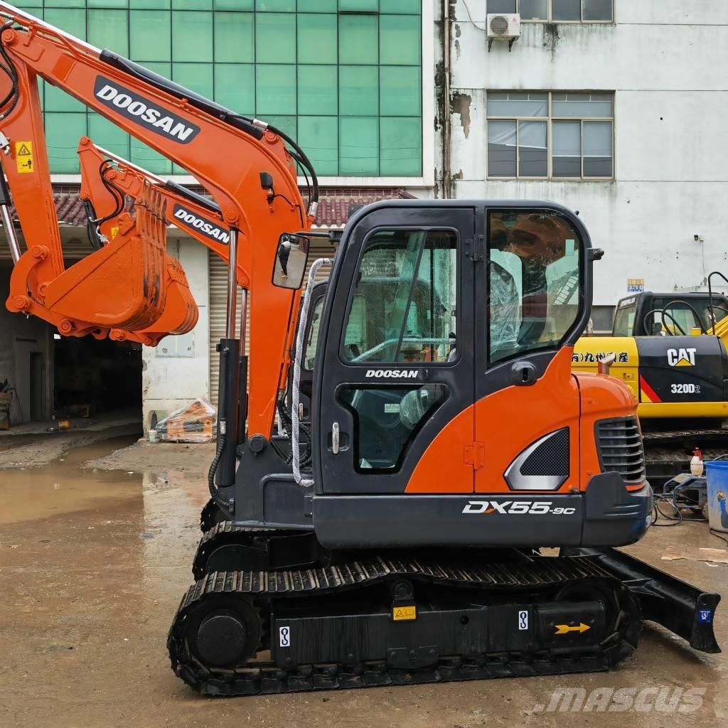 Doosan DX 55 Mini kotrók < 7t