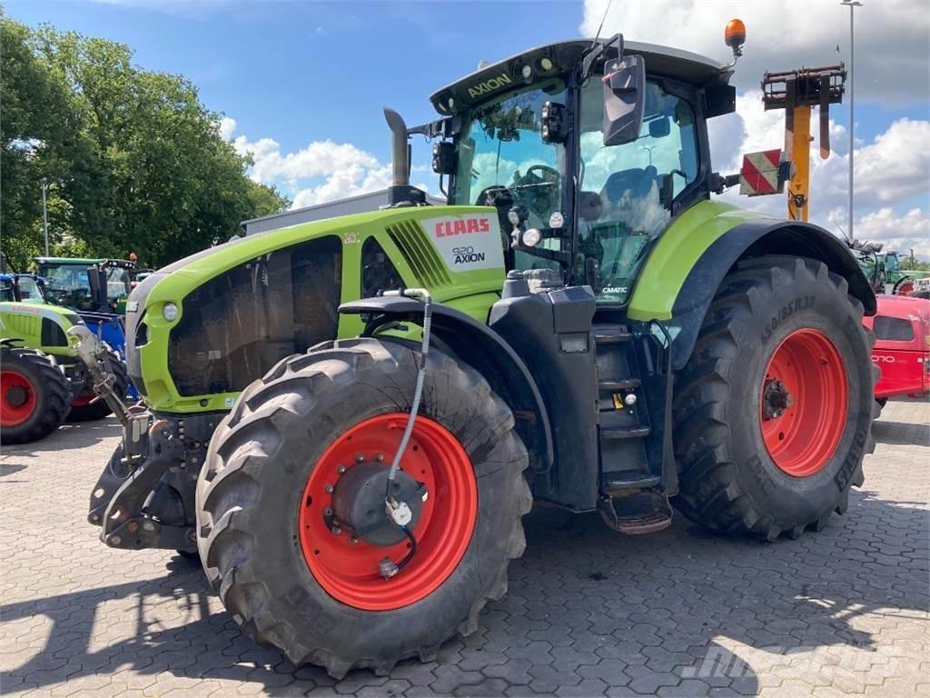 CLAAS Axion 920 Traktorok