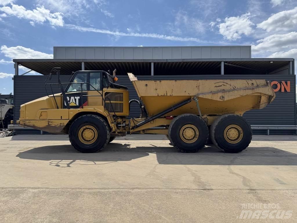 CAT 730C Mezei dömperek