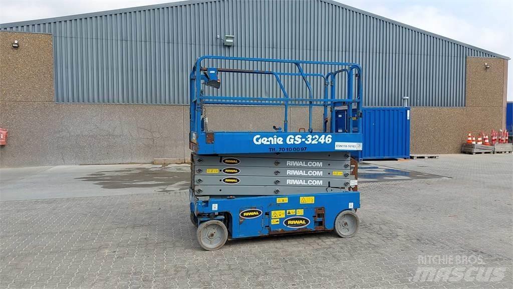 Genie GS3246 Ollós emelők