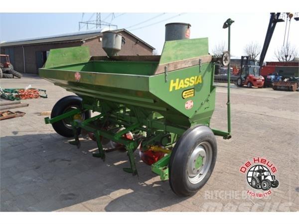 Hassia GLK-4 Szemenként vetőgépek