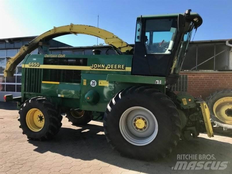 John Deere 6650 Szecskázók