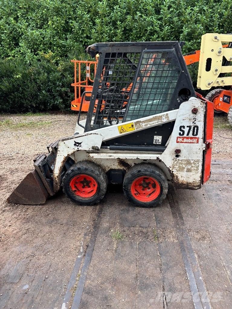 Bobcat S 70 Kompaktrakodók