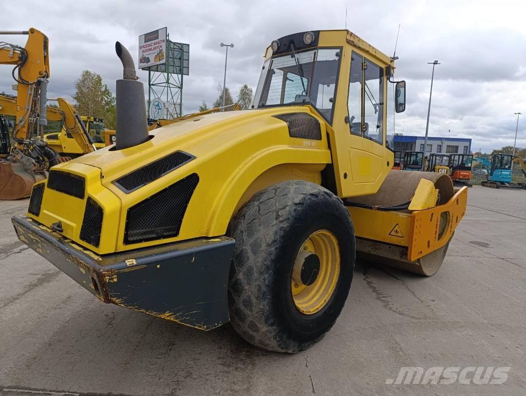 Bomag BW 213 D-4 Egydobos hengerek