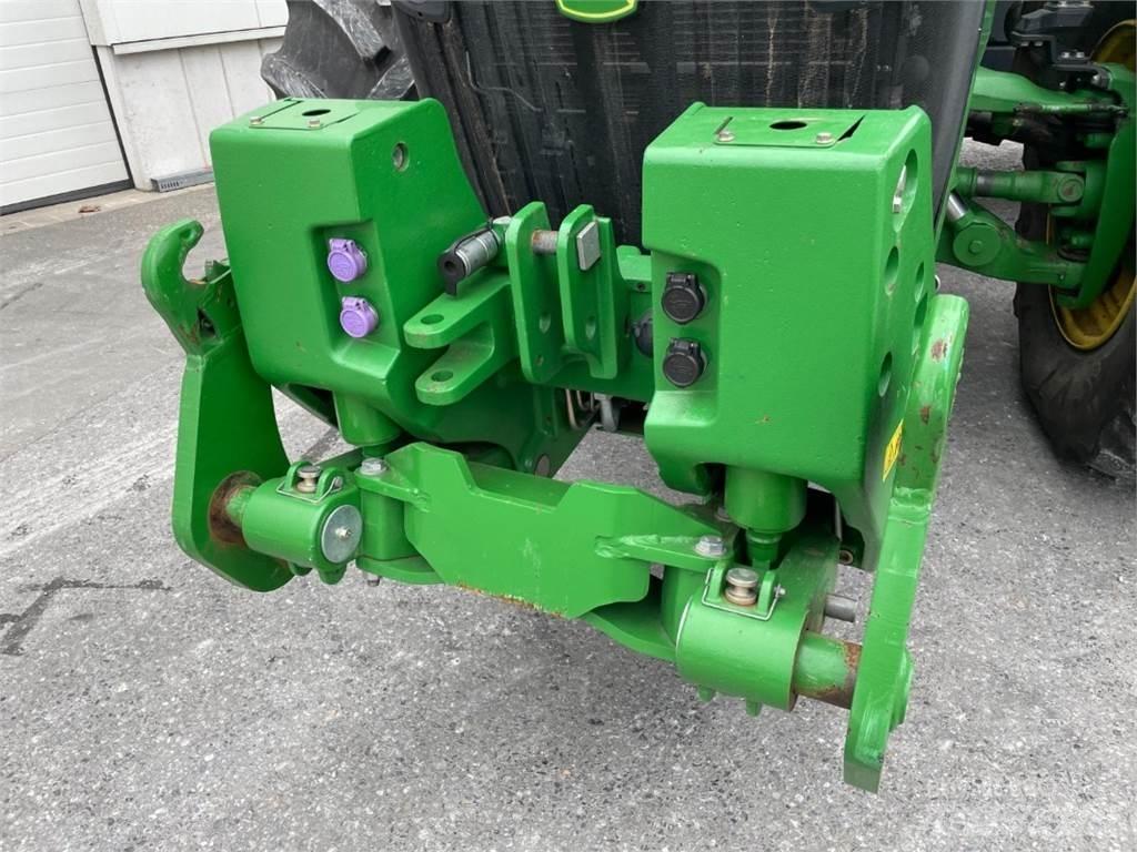 John Deere 8270R Traktorok