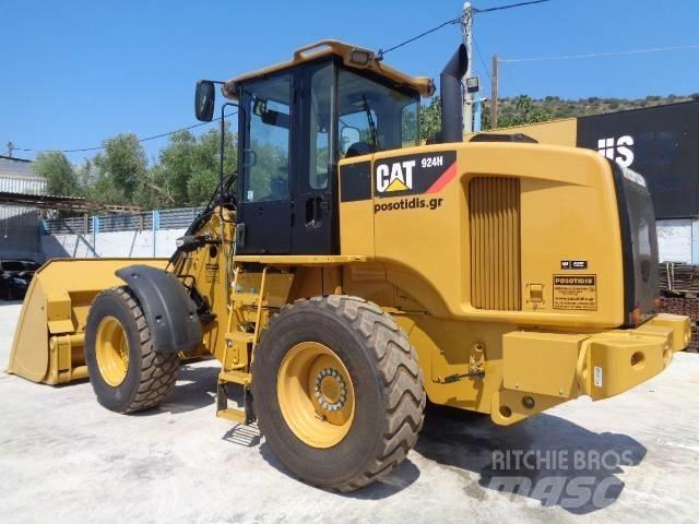 CAT 924 H Gumikerekes homlokrakodók