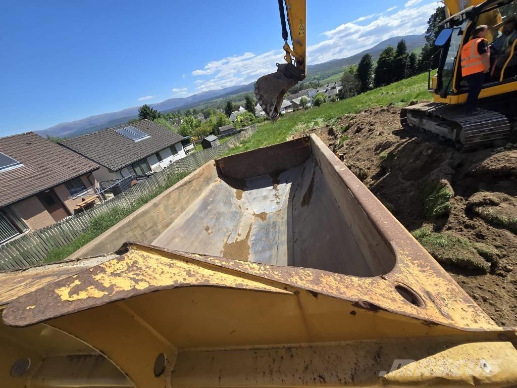 Bell B 25 D Csuklósdömperek