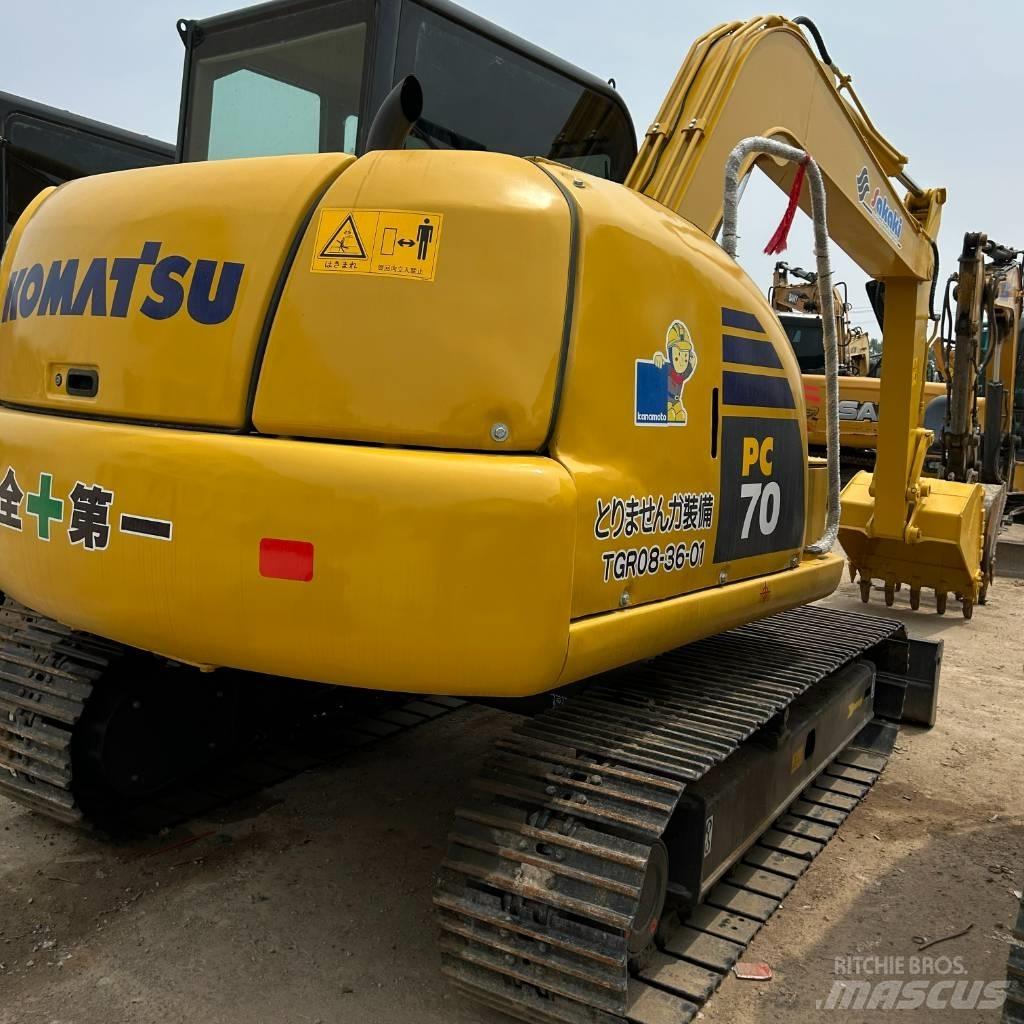 Komatsu 70-8 Lánctalpas kotrók
