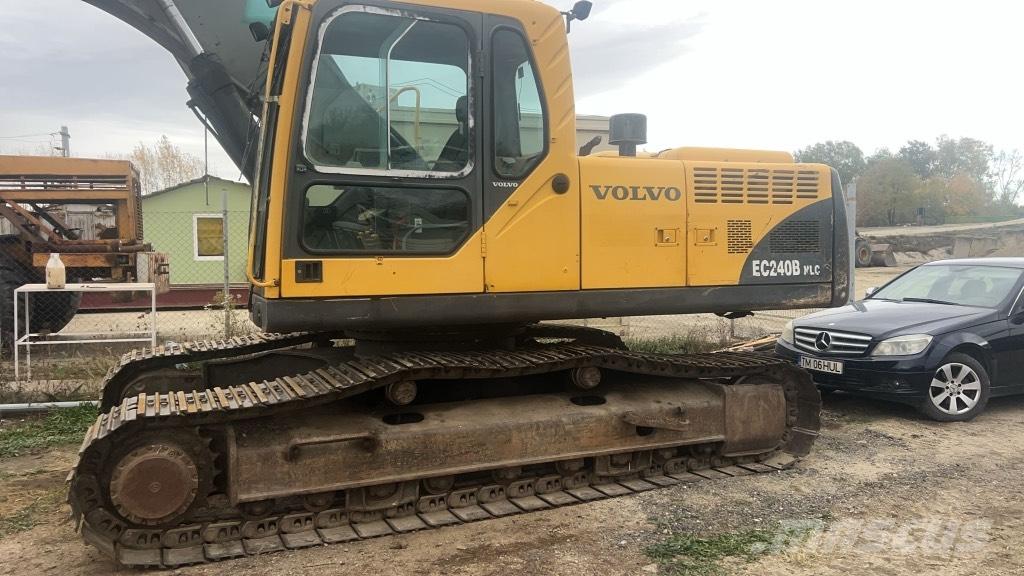 Volvo EC 240 B N LC Vezetőfülke és belső tartozékok