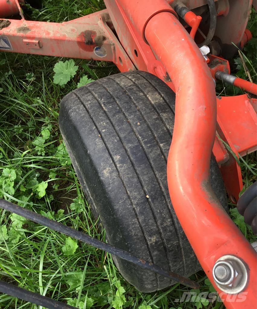 Kuhn GA 6632 Rendforgatók