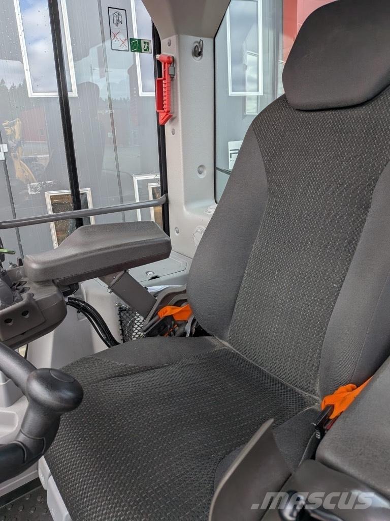 Volvo L 90 H Gumikerekes homlokrakodók