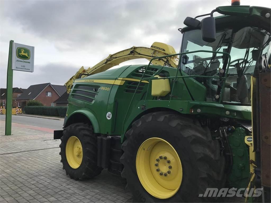 John Deere 8600 Önjáró szecskázók