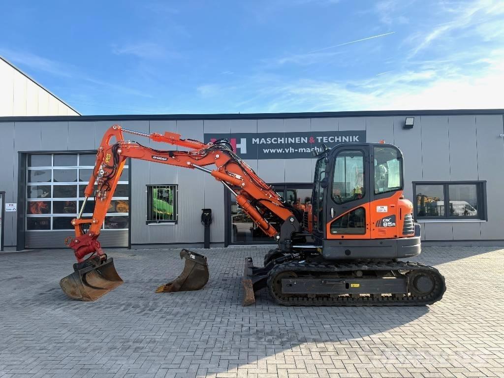 Doosan DX 85 R Közepes (midi) kotrók 7 t - 12 t