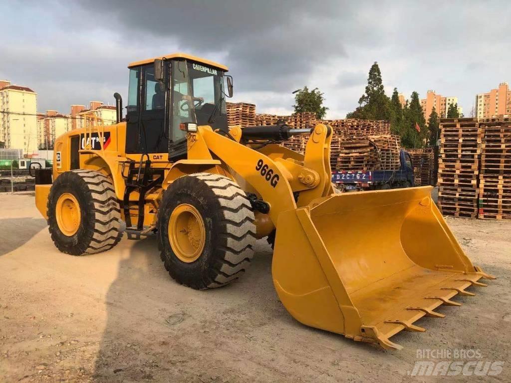 CAT 966 G Gumikerekes homlokrakodók