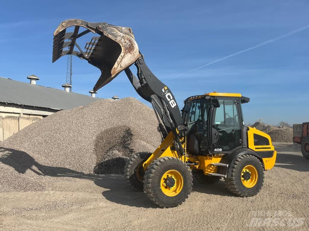 JCB 409 T4 Gumikerekes homlokrakodók