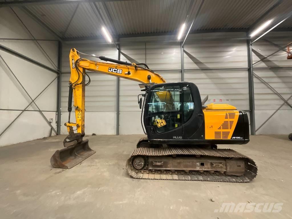 JCB JS 130 LC 4F Lánctalpas kotrók