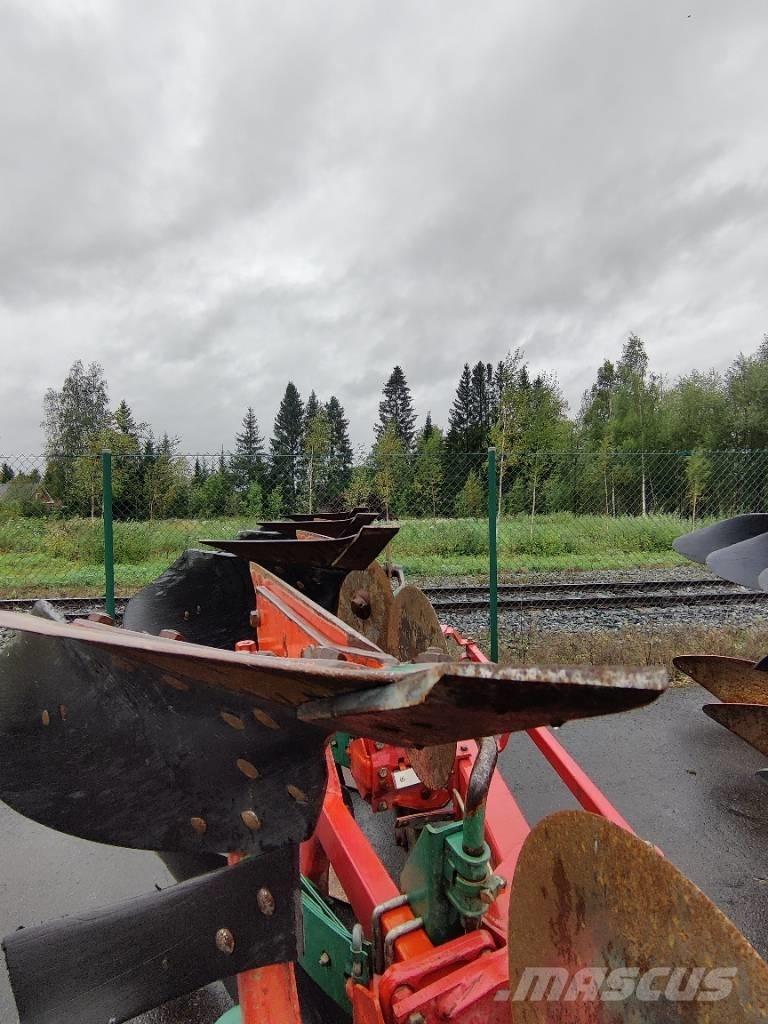 Kverneland EG85 Váltvaforgató ekék