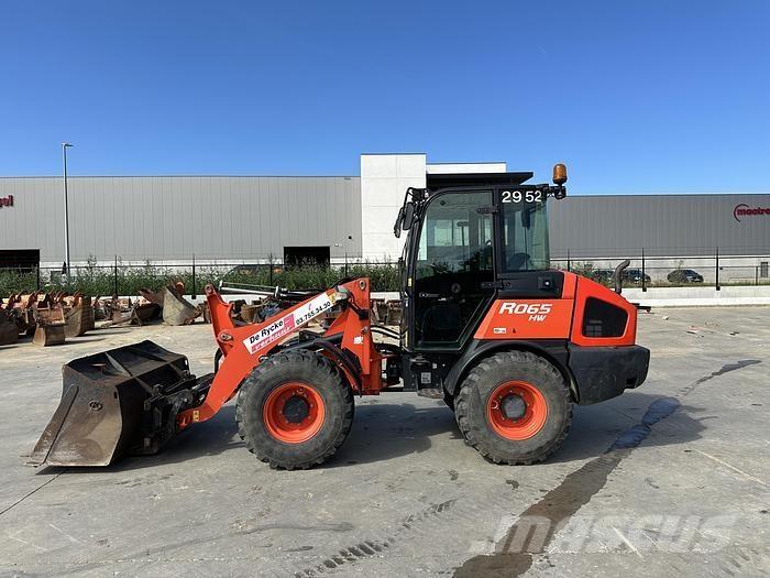 Kubota R065W Gumikerekes homlokrakodók