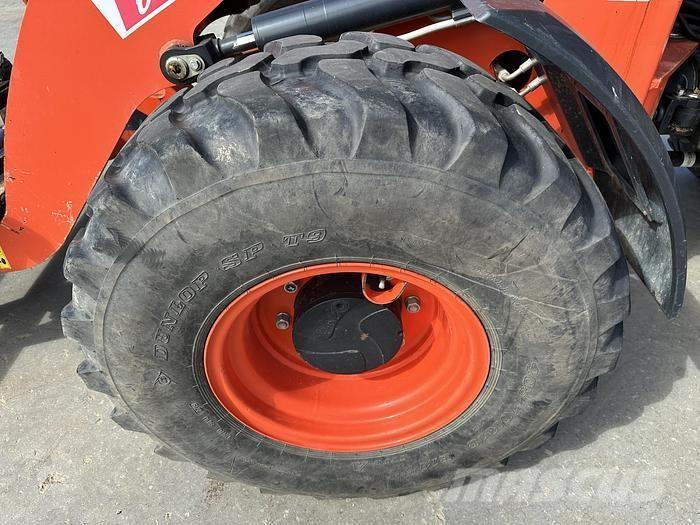 Kubota R065W Gumikerekes homlokrakodók