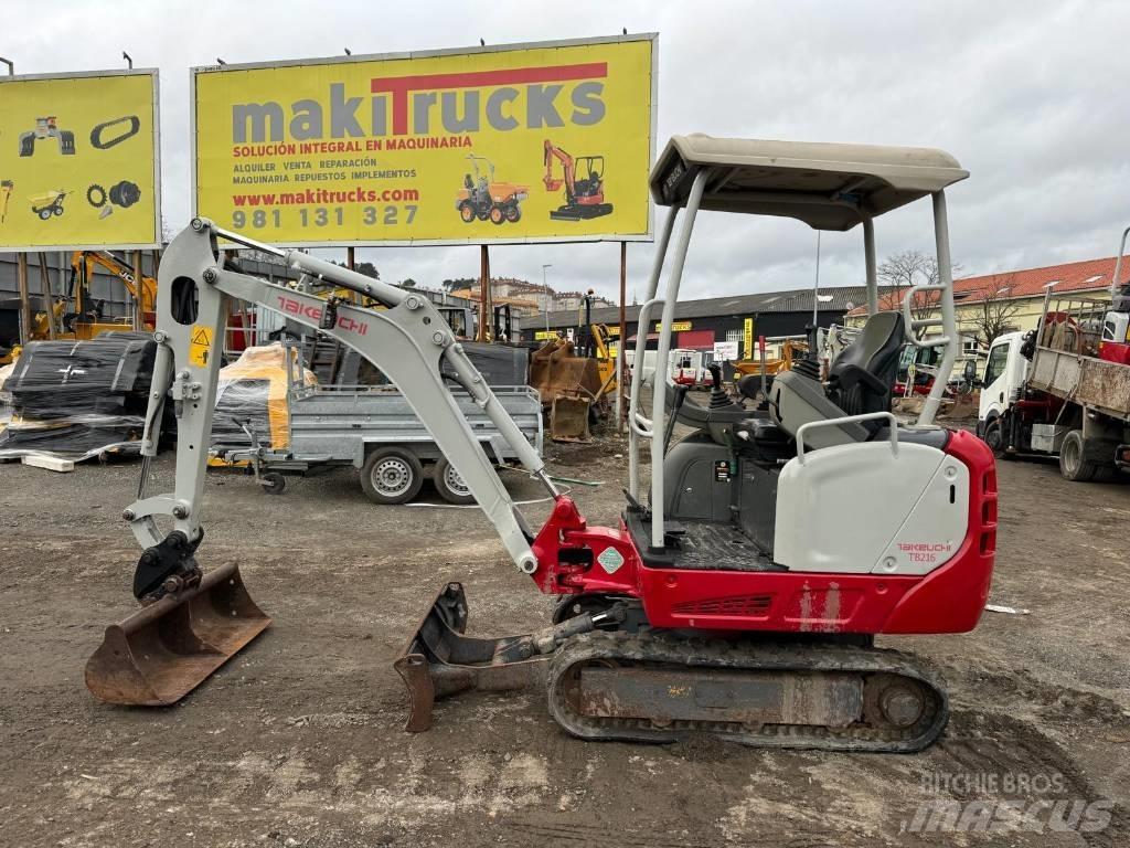 Takeuchi TB 216 Mini kotrók < 7t