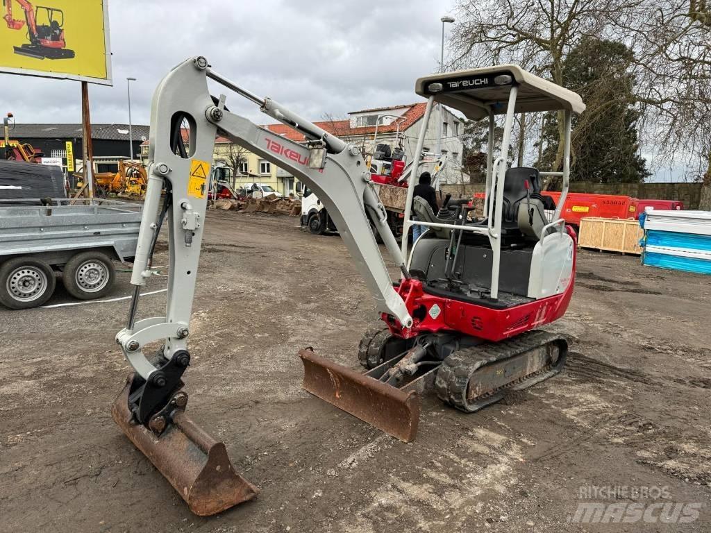 Takeuchi TB 216 Mini kotrók < 7t
