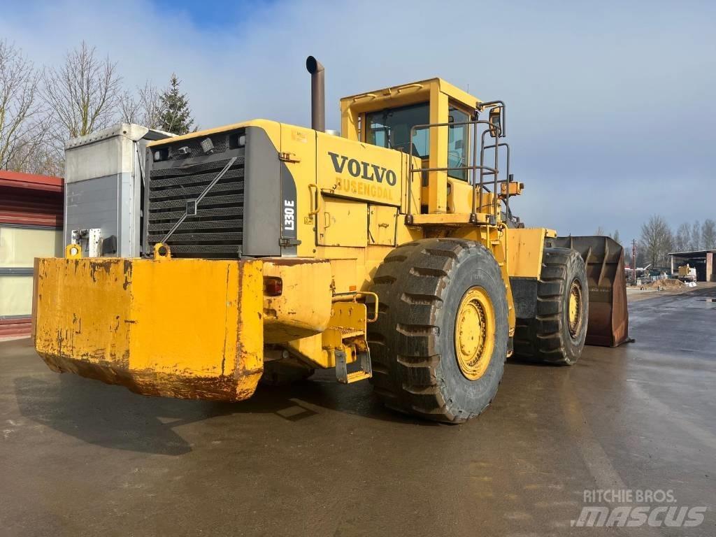 Volvo L 330 E Gumikerekes homlokrakodók