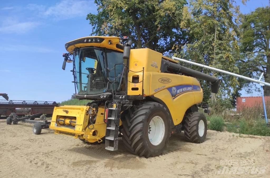 New Holland CR 8.90 Kombájnok