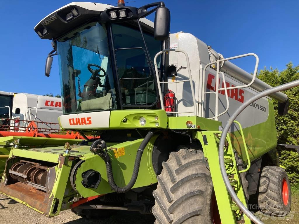 CLAAS LEXION 560 Kombájnok