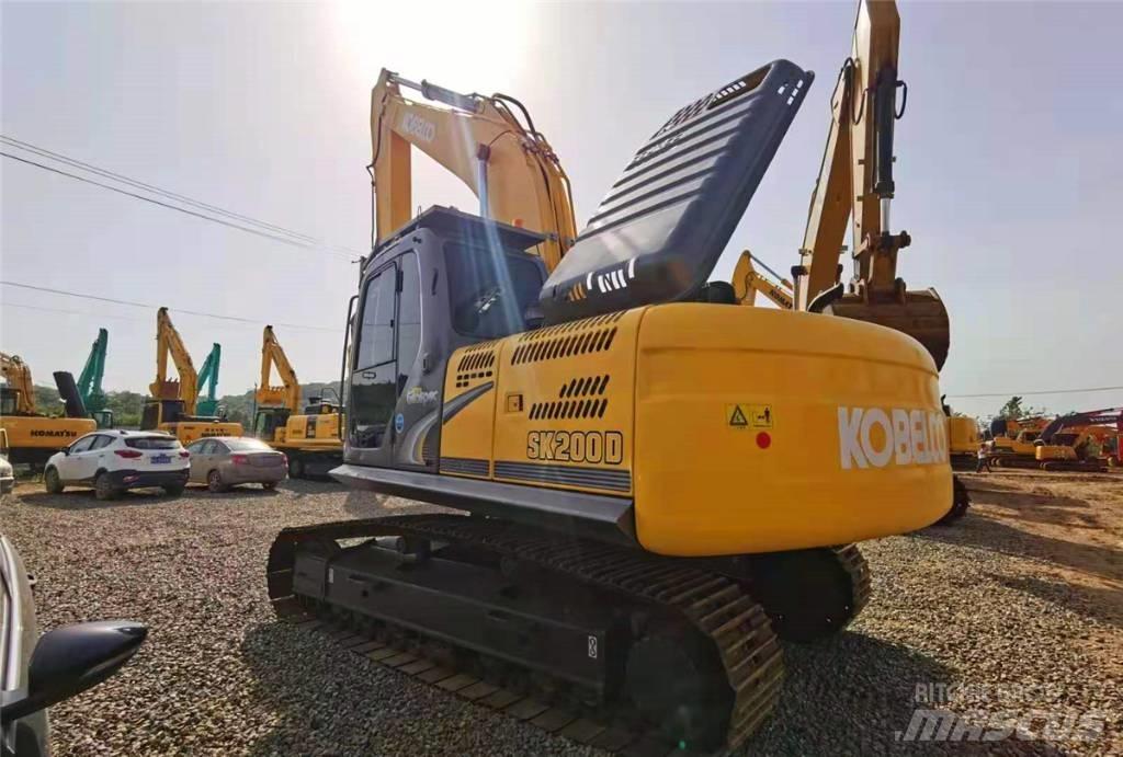 Kobelco SK 200-8 Lánctalpas kotrók