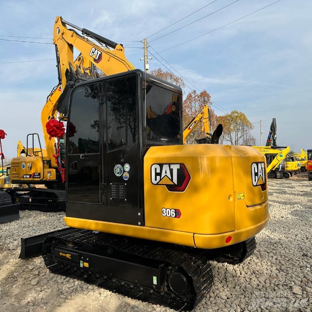 CAT 306E Mini kotrók < 7t